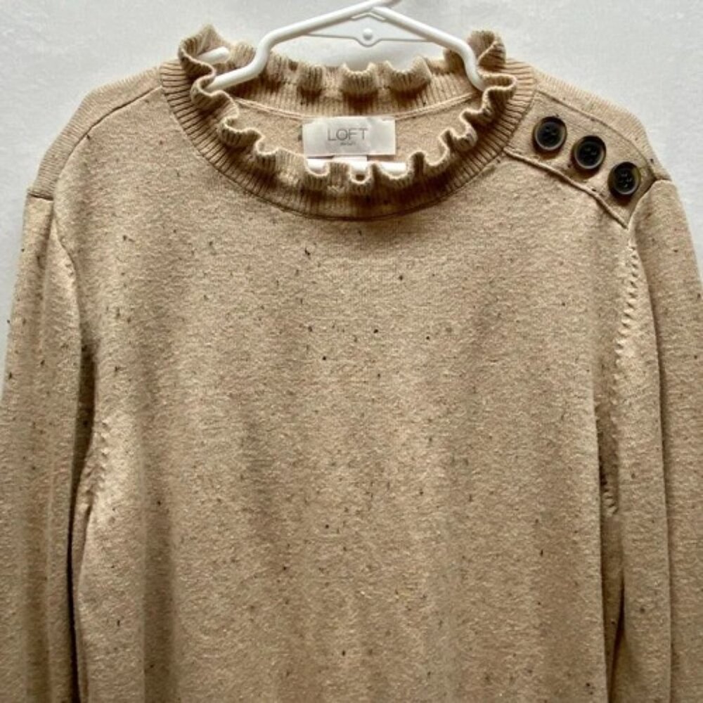 Loft Sweater Women’s Small Beige Speckle Ruffled Collar Button Accent Longsleeve - Picture 2 of 14